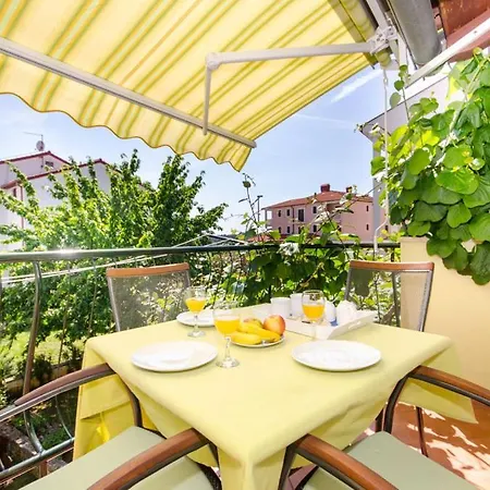 A&M Apartment Rovigno Esterno foto